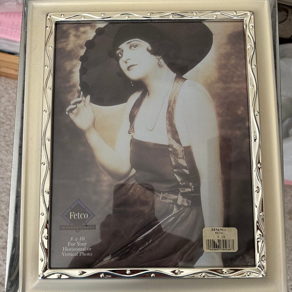 FETCO Silver Filagree Picture Frame 8"x10"